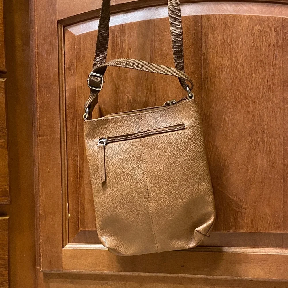 Tan Leather Messenger Bag / Crossbody